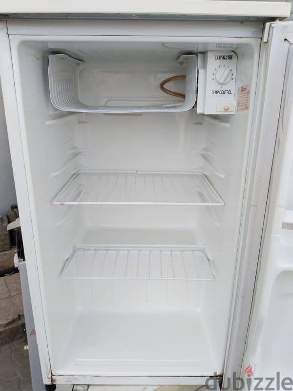 small fridge 95406131 1