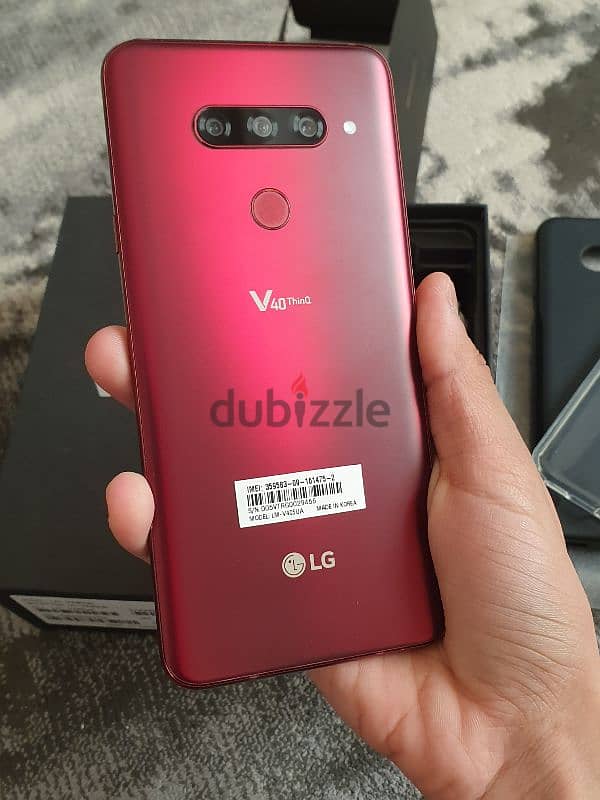 LG v40 thinq 64gb 6gb almost new condition 0