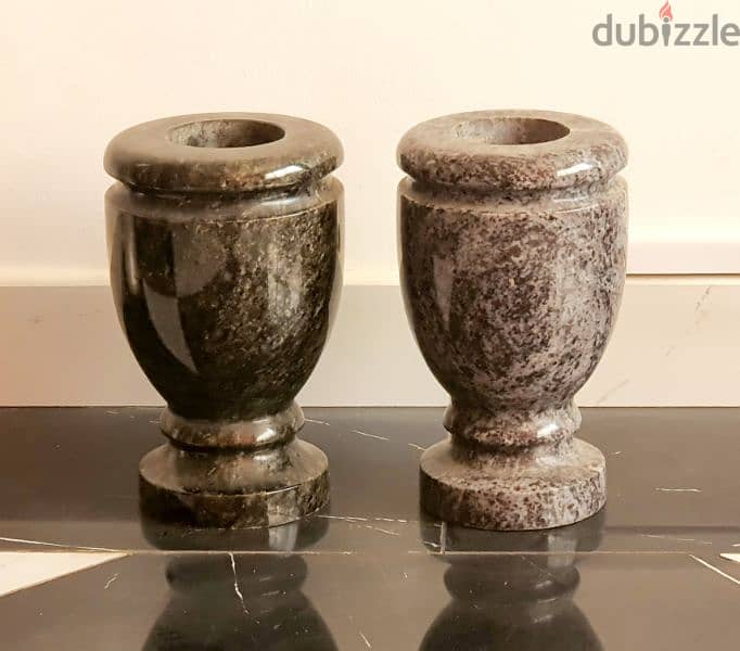 Marble flower vase made by solid stone, each vase 5omr 0