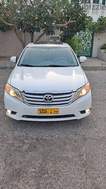 Toyota Avalon 2011 0