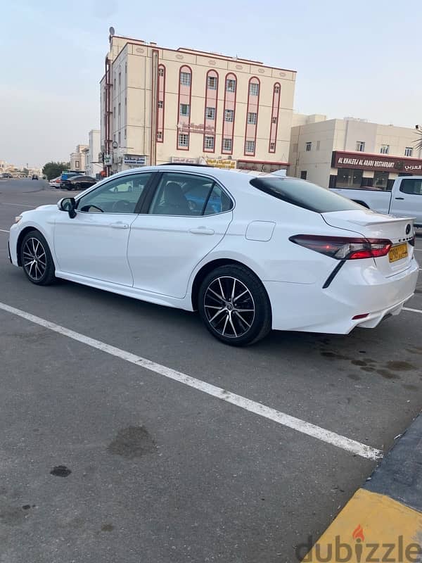 Toyota Camry 2021 0