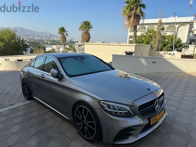 Mercedes-Benz C-Class 2019 expat owned urgent sale 0