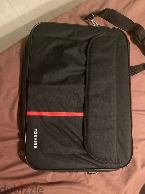 TOSHIBA LAPTOP BAG 0