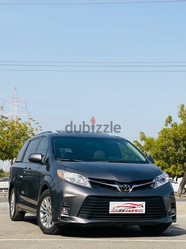 Toyota Sienna 2017 0