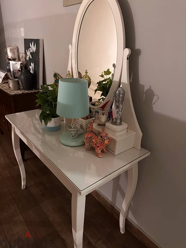 ikea dresser and night stand 1