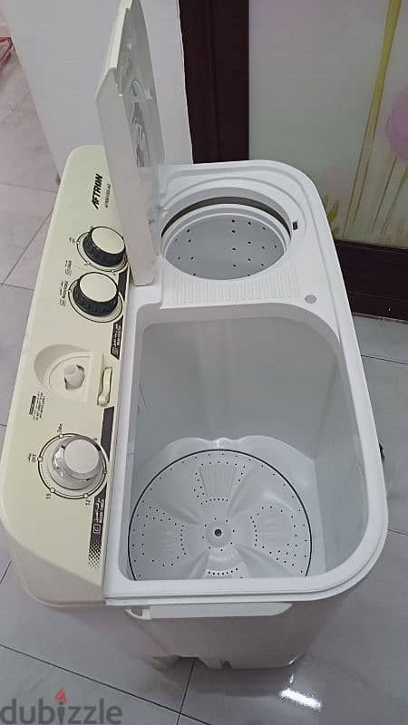 Washing machine with spiner 1