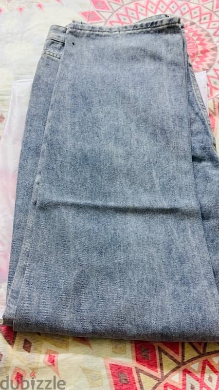 baggy jeans all 15 riyal 14