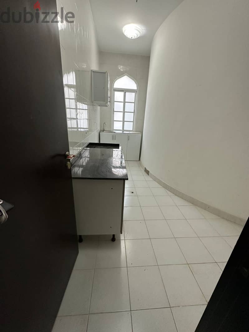 شقق واستديوهات للإيجار. 1BHK and studios for rent 5