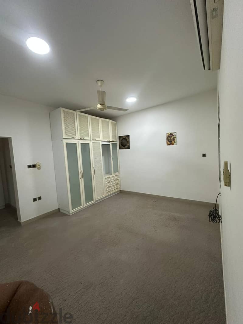 شقق واستديوهات للإيجار. 1BHK and studios for rent 9