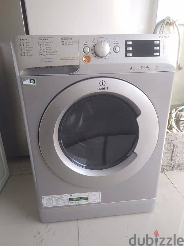 indesit 9kg full option washing machine for sale 0