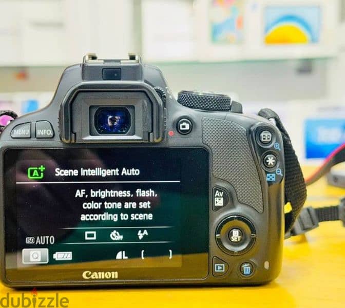 Canon EOS 100D  WhatsApp_71505126 0