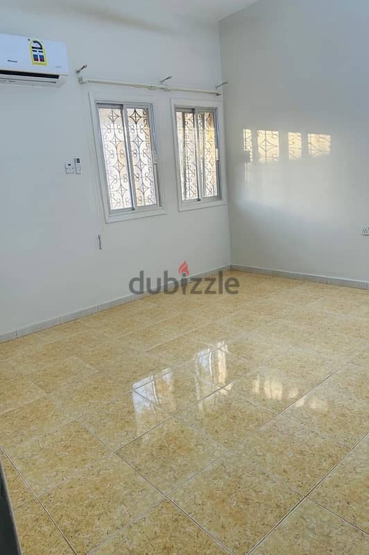 villa for rent in Qurm 2