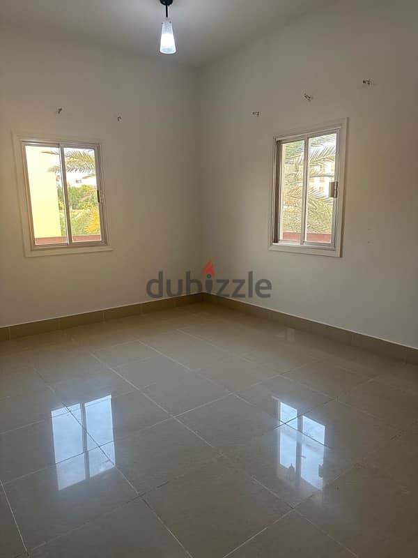 villa for rent in Qurm 4