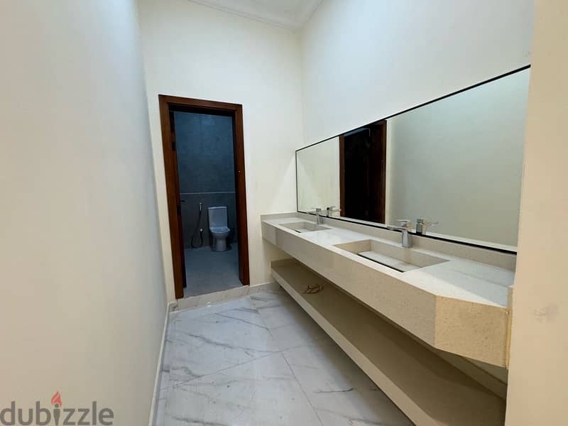 recommend 5+1br twin villa at heart of muscat bousher zubat 8