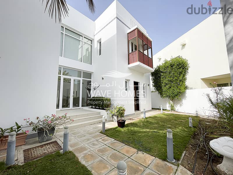 5 Bedrooms Villa for Sale in Almouj Muscat 2