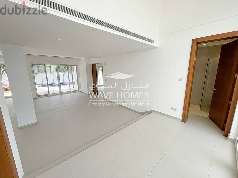 5 Bedrooms Villa for Sale in Almouj Muscat 3