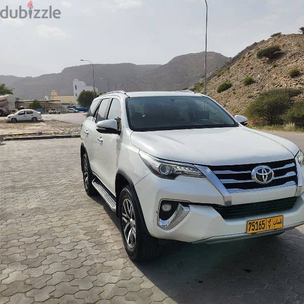 Toyota Fortuner 2017 0