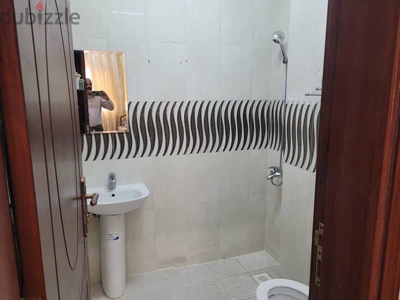 furnished independent room with attached bathroom for bachlors Ghala 0