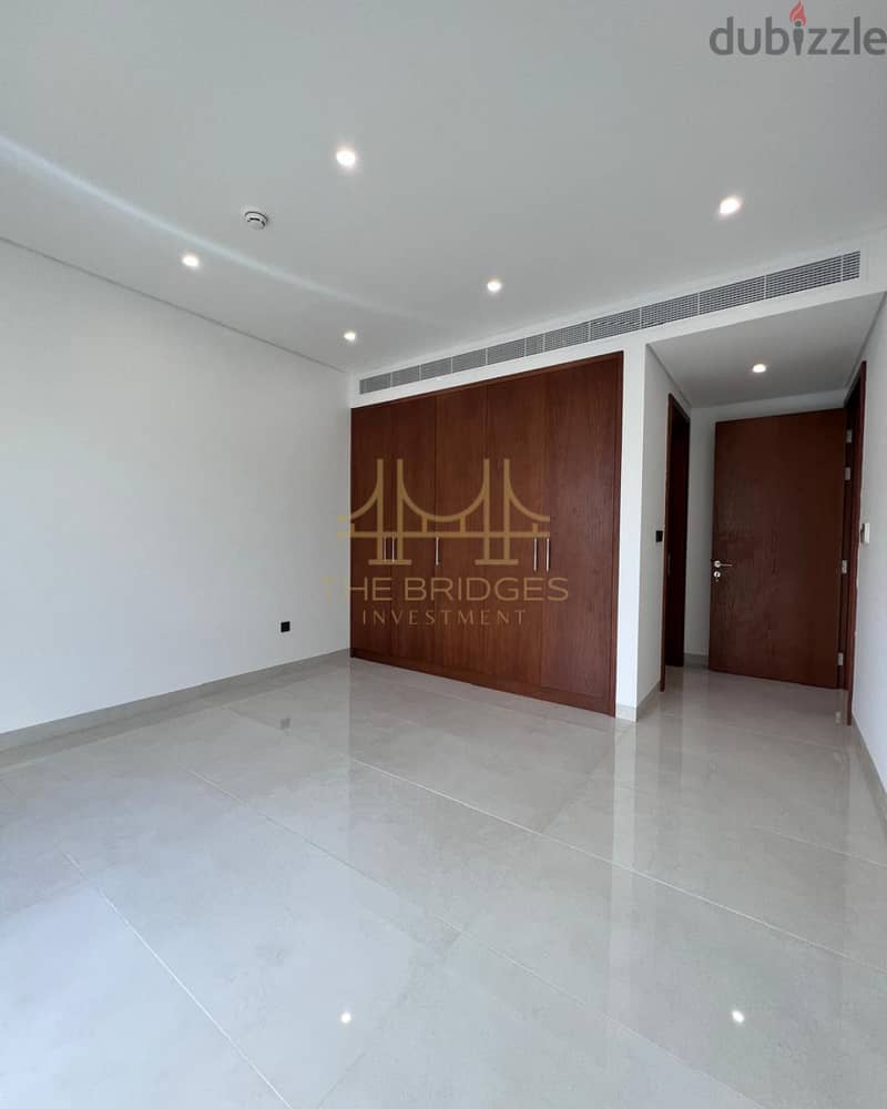 LUXURIOUS 2 BR APARTMENT WITH MARSA VIEW AVAILABLE FOR RENT IN AL MOU 4