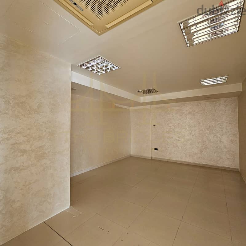 Shop for Rent in Al Khuwair 2