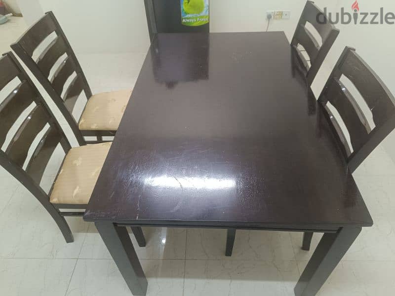 dining table with chairs 0