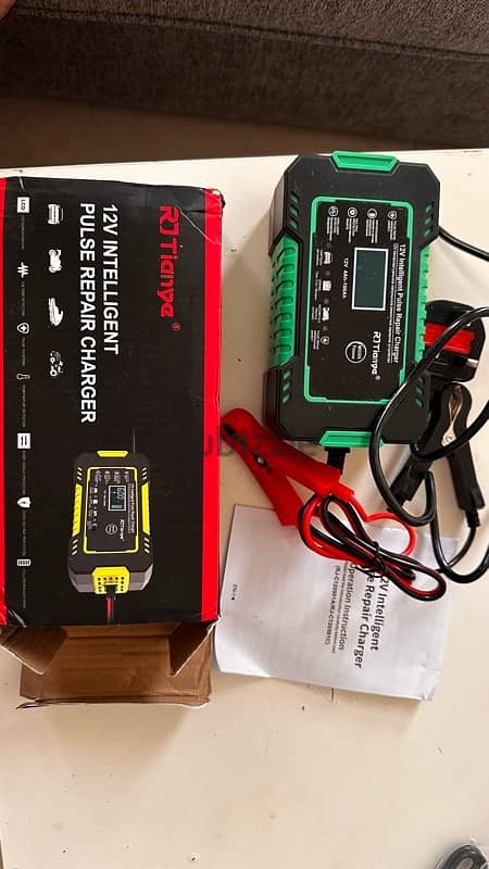 12 V intelligent pulse repair charger 0