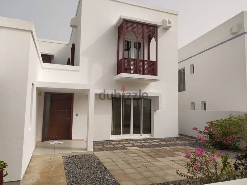 ADVW04*4bhk +Maid villa for rent kn the wave 0