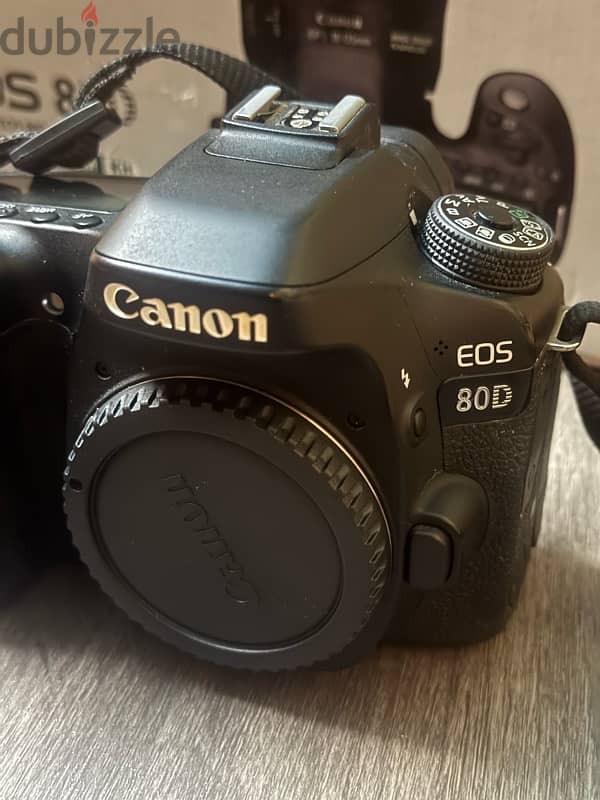 canon 80d very clean 4