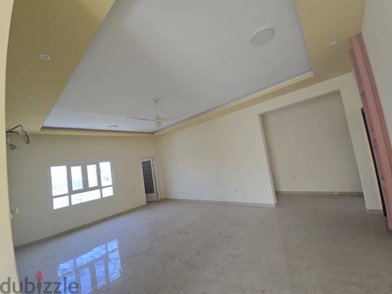 brand new flat in hail North spacious house 11