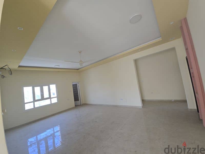 brand new flat in hail North spacious house 12