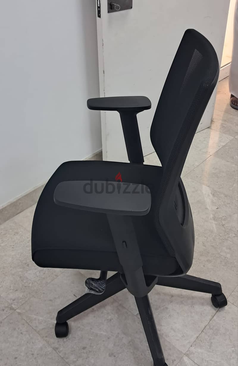 "Premium Merryfair Office Chairs from Malaysia – High Back, Medium Bac 4