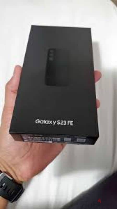 Samsung S23 FE 8/256GB With box New Condition 8