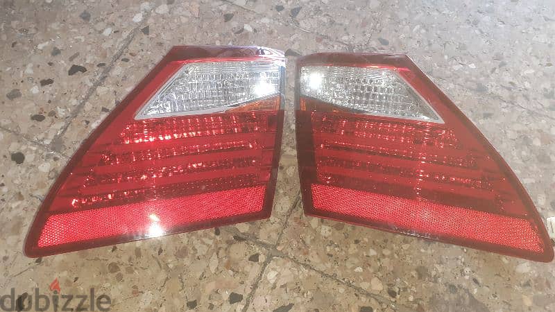 Lexus ls460 rear light 1