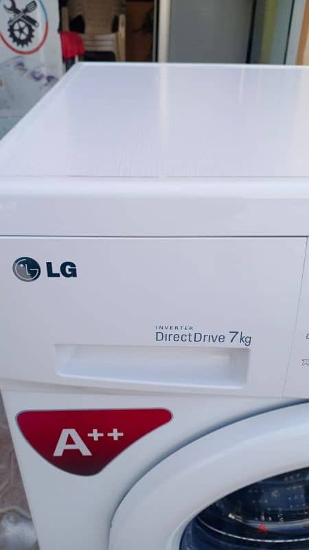 LG 7kg frontload washing machine 3