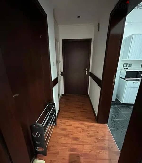 Spacious 2BHK fully maintained near Oman house available for rent 11