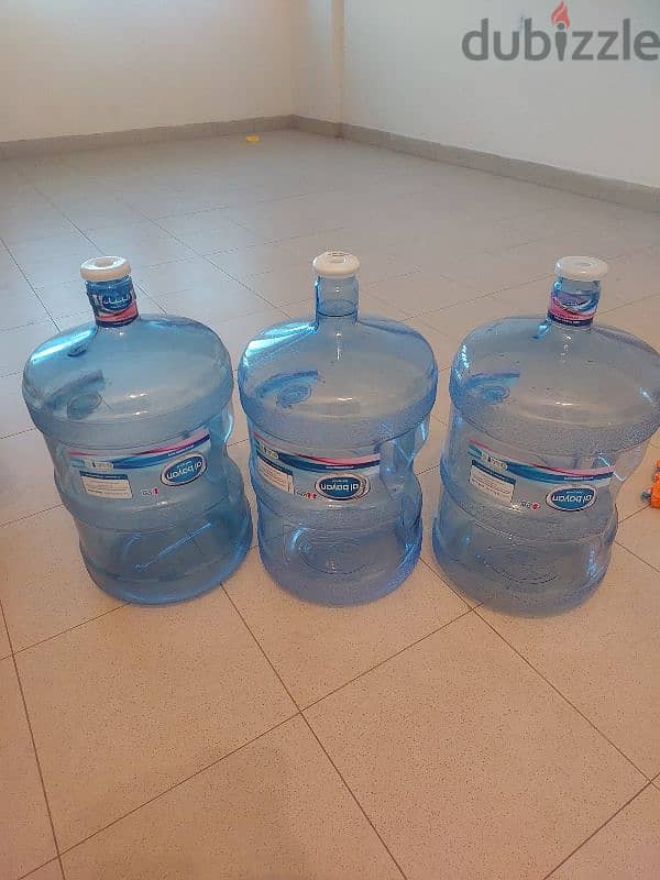 al bayan Water bottle 500 baiza  etch only. all item inside pic 0