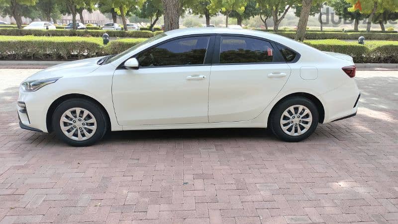 Kia Cerato Sedan 7 Rials Day* 1