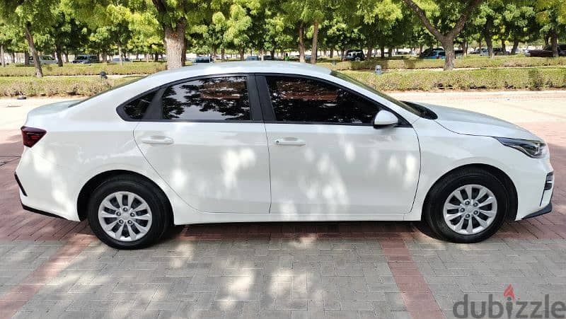 Kia Cerato Sedan 7 Rials Day* 3