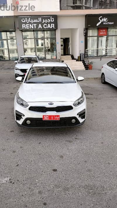 Sedan Kia Cerato 7 Rials Day*