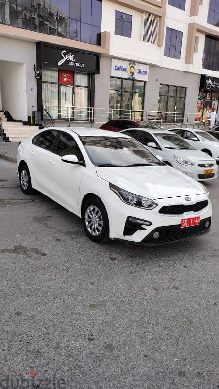 Sedan Kia Cerato 7 Rials Day* 2