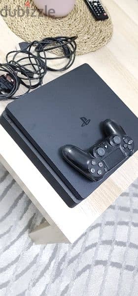 سوني 4 للبيع بحالة ممتازه used PS4 slim  500 Gb for sale 0