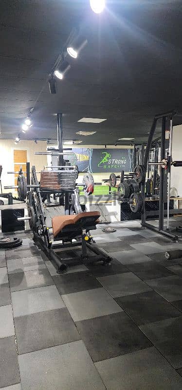 صالة رياضية للبيع GYM FOR SALE 4