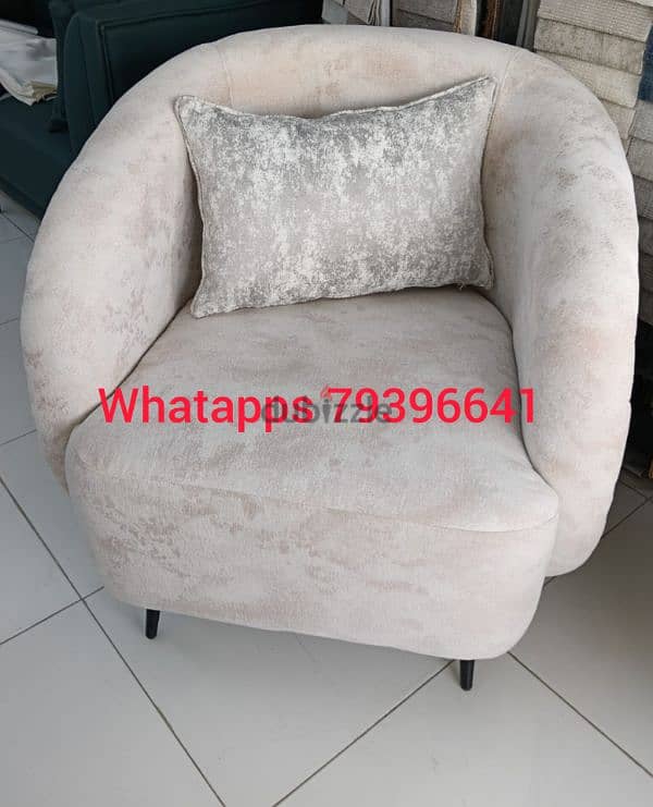 new sofa 8th seater avaliable 6