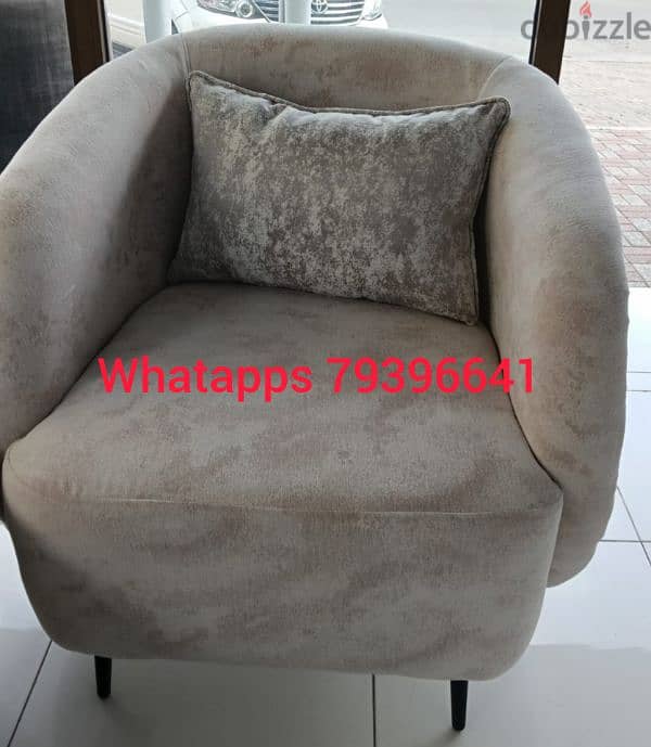 new sofa 8th seater avaliable 7