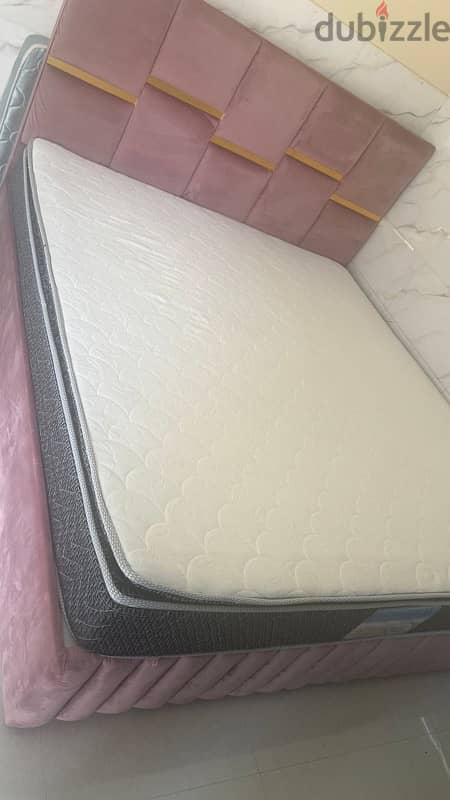 king size with mattress excellent condition 2