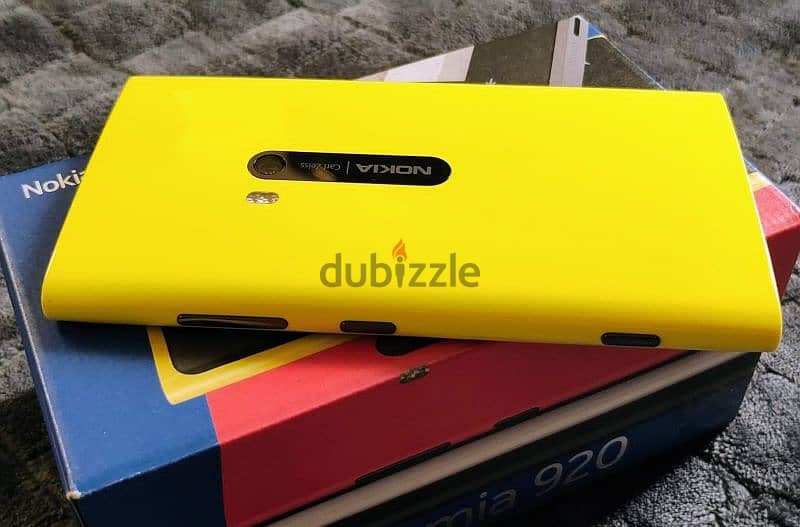 Nokia Lumia 920 Yellow Like Brand New for Nokia Phone Lovers 5