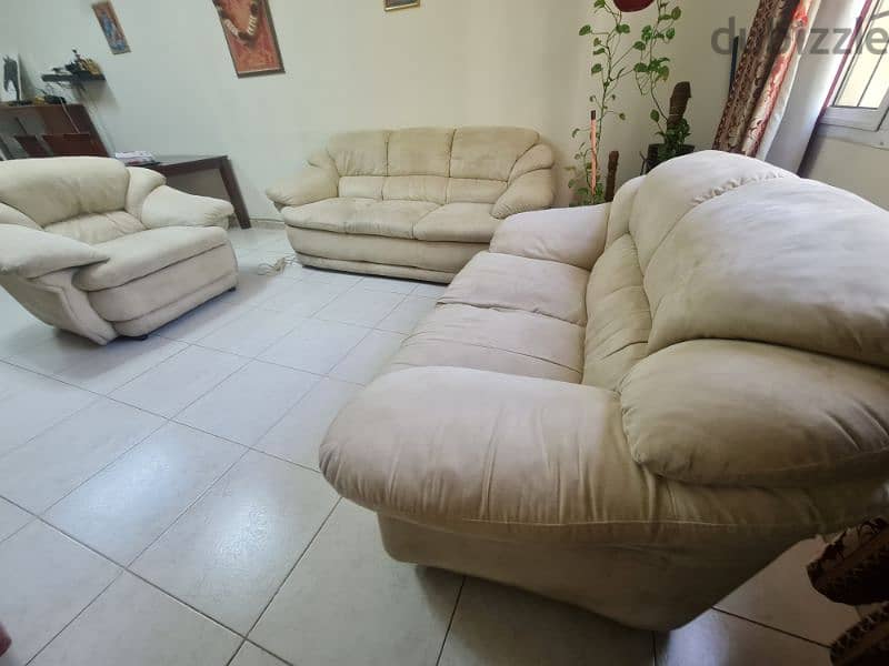 Sofa set for sale 0