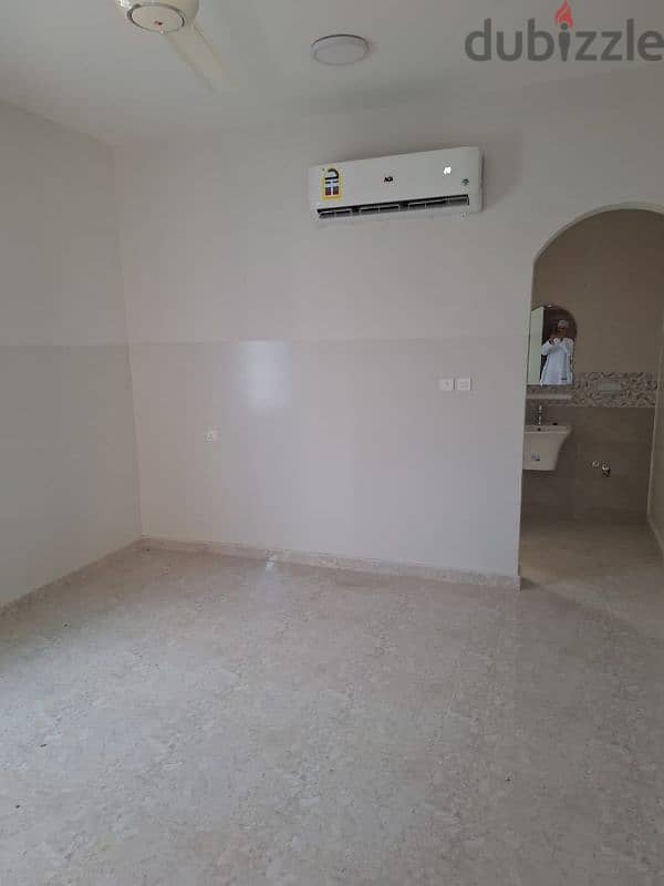 فيلا للإيجار في العوابي  villa for rent near by Indian School 4