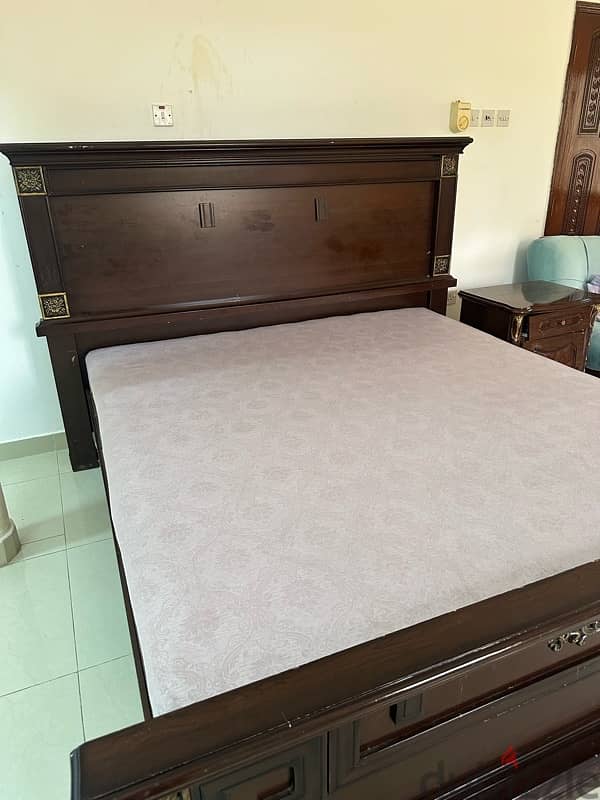 king size bed with mattress and 2 side tables 3