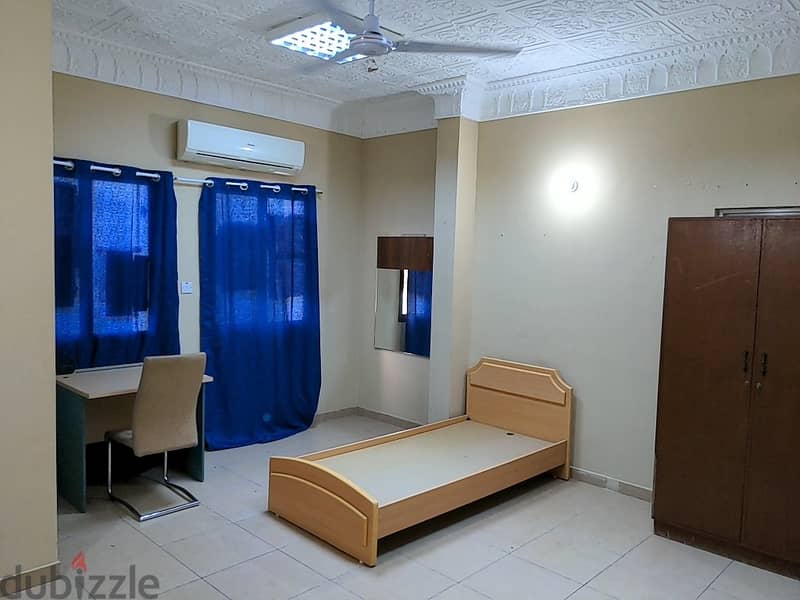 Furnished Single Room with Attach Bath  Executive Bachelors 0